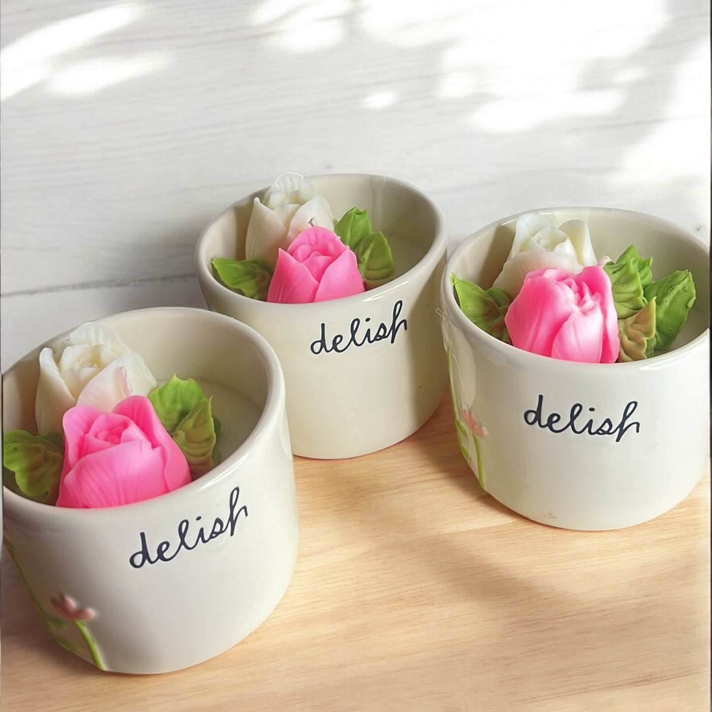Delish - Strawberry, Melon & Tulip 100% Soy Dessert Candle